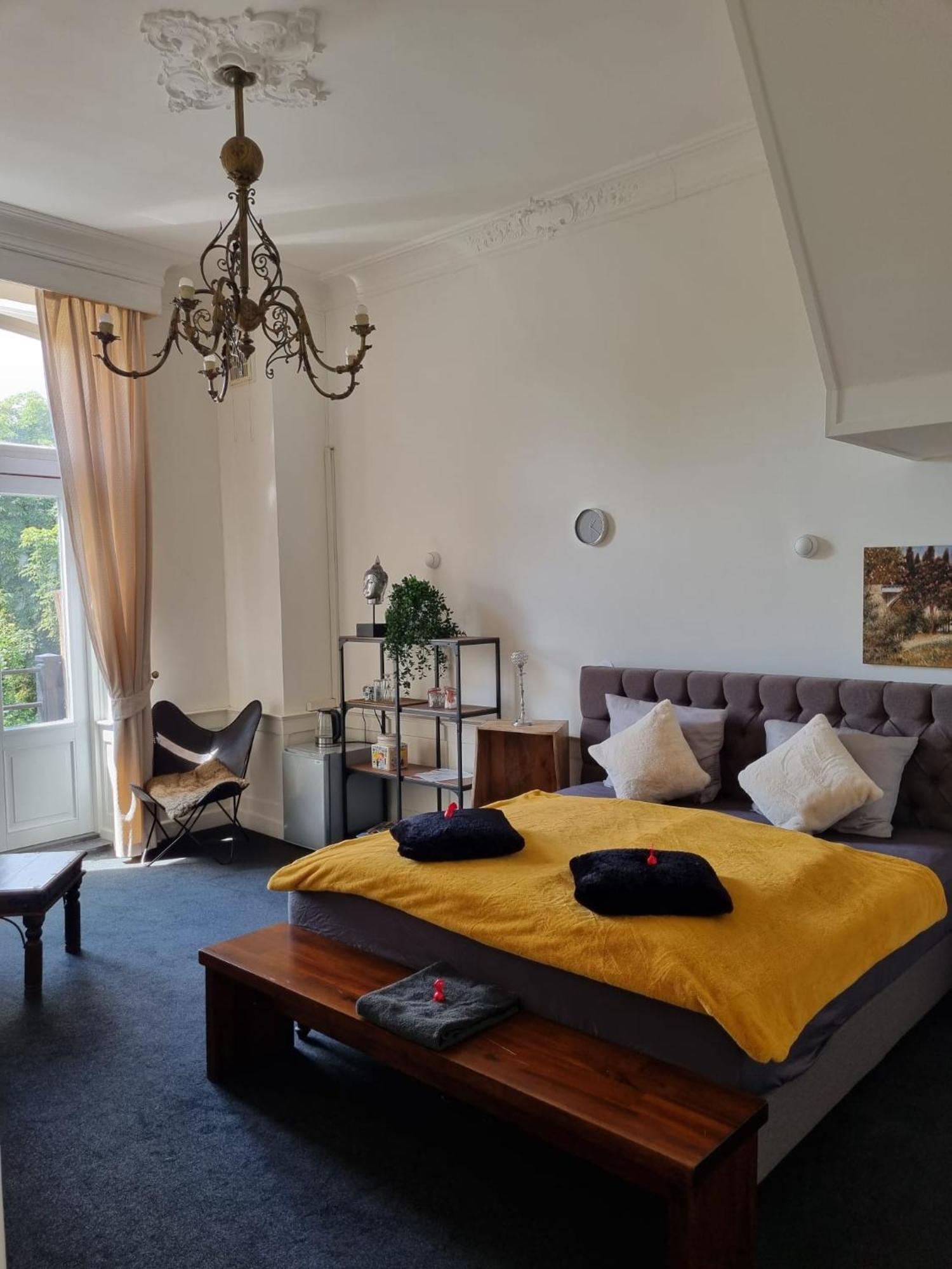 ルールモント Bbdestaete Bed & Breakfast エクステリア 写真